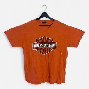 Vintage Harley-Davidson Las Vegas Classic Motorcycles Orange T-Shirt